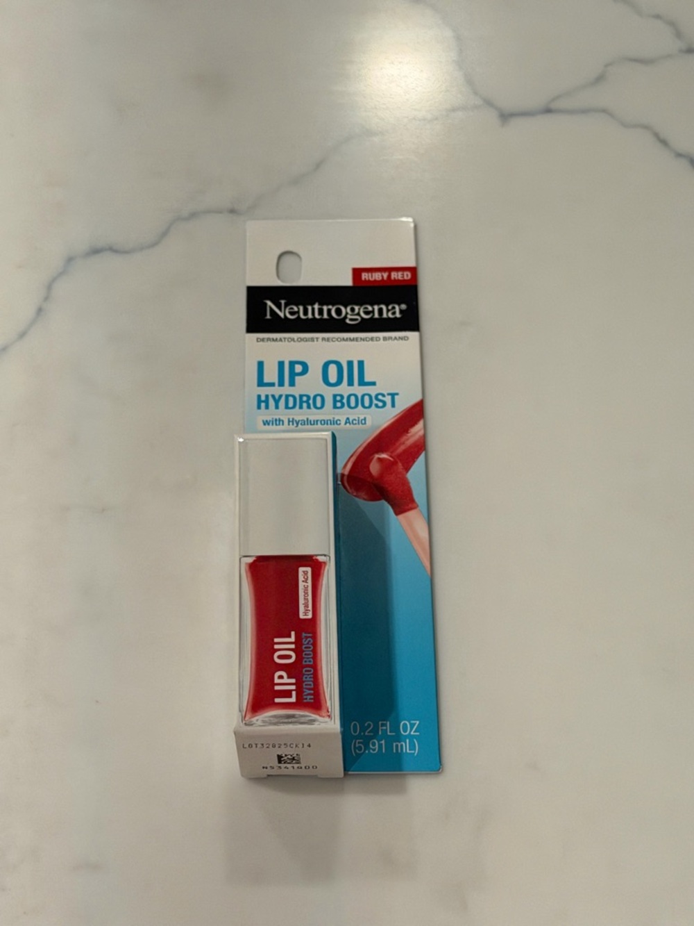 Neutrogena Lip Oil Hydro Boost - Ruby Red Gloss